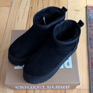 Project Cloud Women's Black Winter Boots